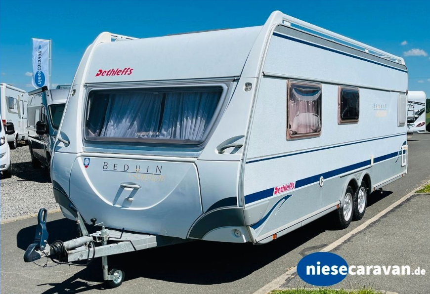 Beispiel Wohnwagen - Dethleffs Beduin Emotion 595 S - 7,85 m Länge