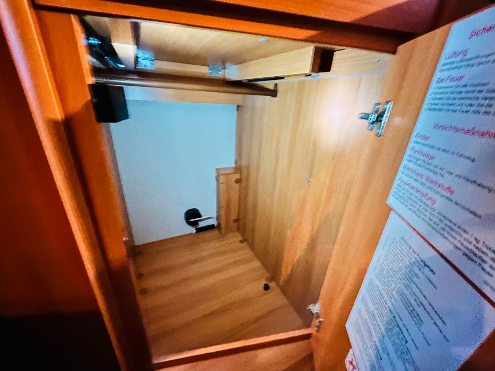 Fahrzeugabbildung HYMER / ERIBA / HYMERCAR ML-I 580 EINZELBETTEN KLIMA SAT ANHÄNGERKUPPLUNG